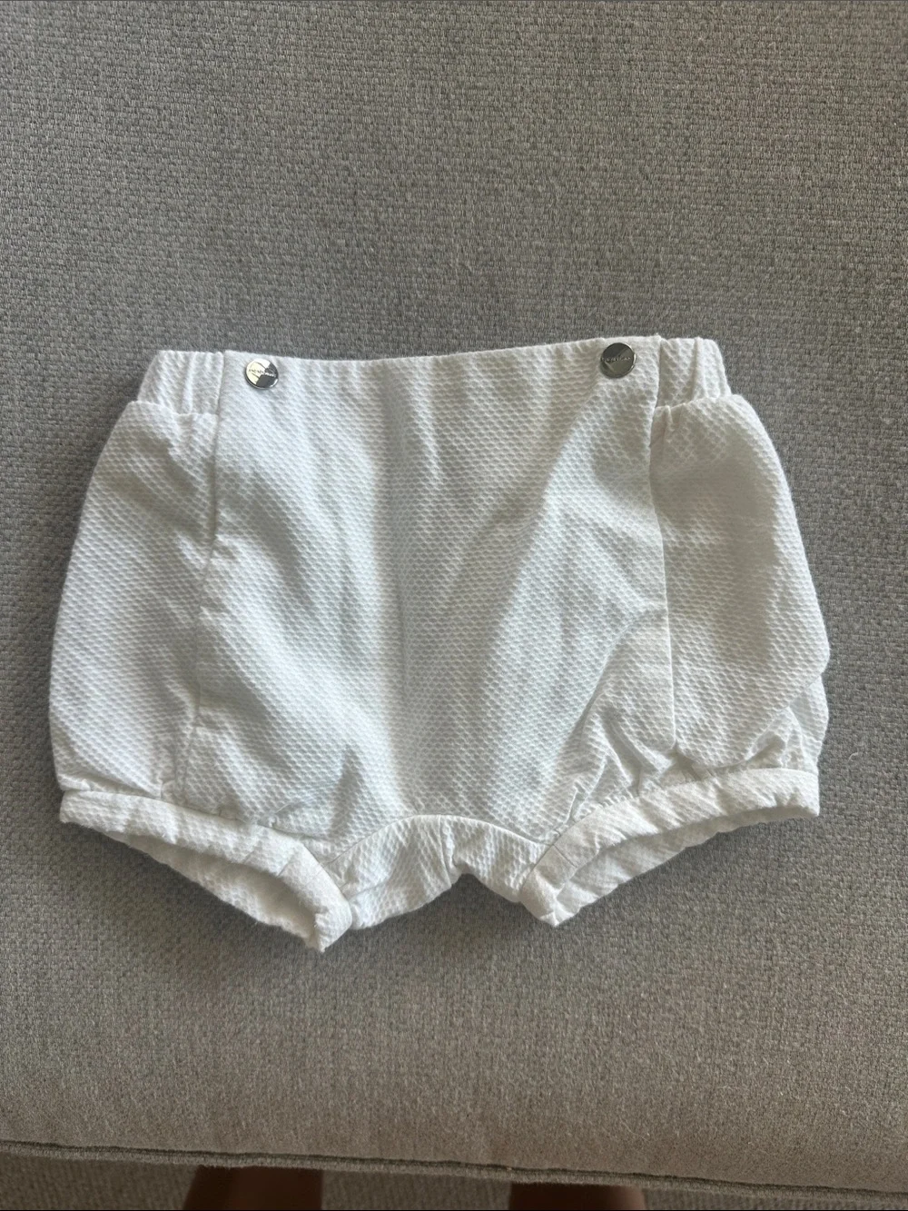 Jacadi White Textured Baby Girl Bloomers / shorts 6m